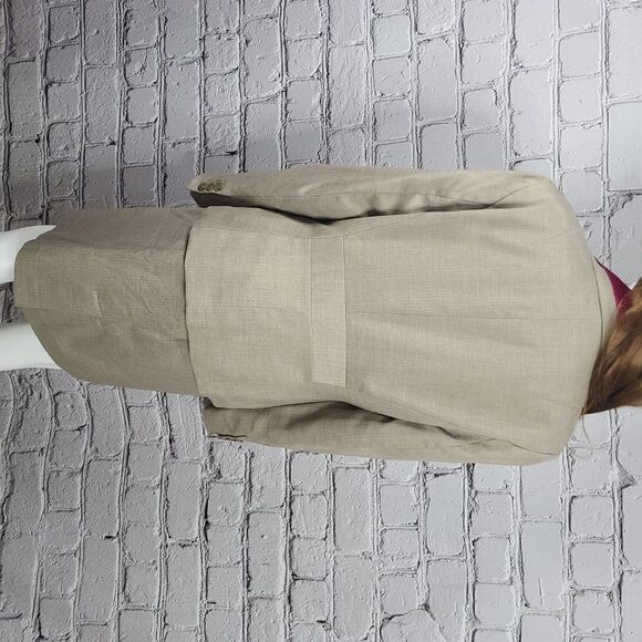 Banana Republic Tan 2PC Skirt Set, 4/10 - Picture 2 of 11